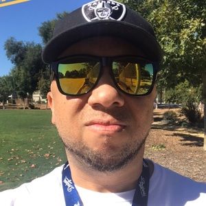 Meet your Posher, Chris